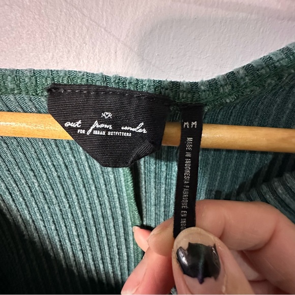 Urban Outfitters OUT FROM UNDER Green Ribbed Cropped Top - Picture 4 of 6